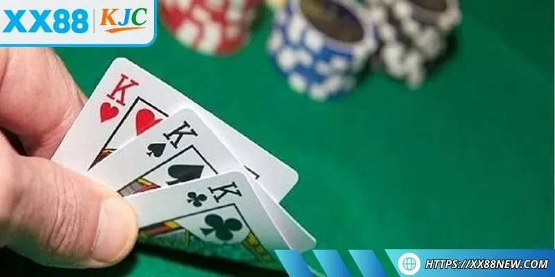 Bạn có thể tăng thêm tiền để khiến đối thủ cân nhắc bỏ bài