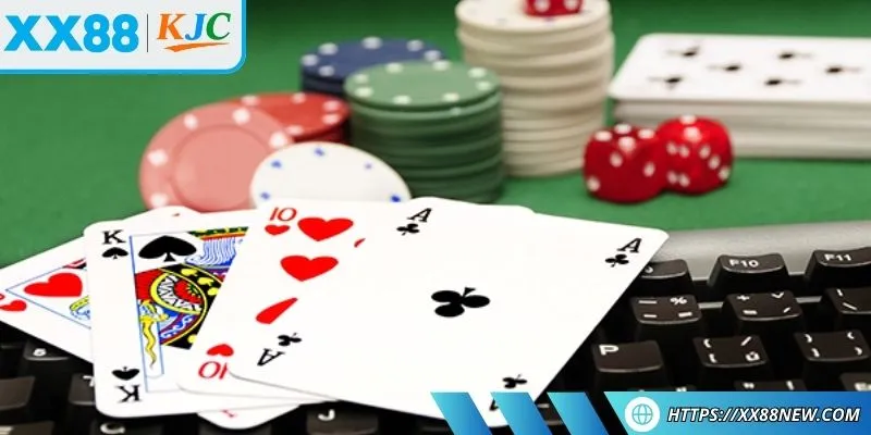 Bài Liêng mang sự kịch tính, bắt đầu ván đầu đầy hồi hộp